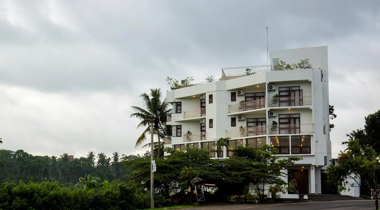 Grand 7 Hotel -Kesbewa Piliyandala 3*,  Sri Lanka